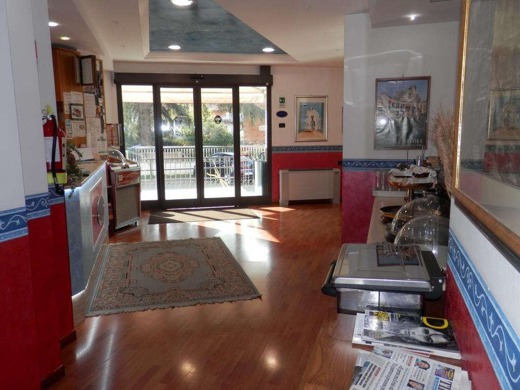 טיבולי טרמה Hotel Aurora Wellness & Spa מראה חיצוני תמונה