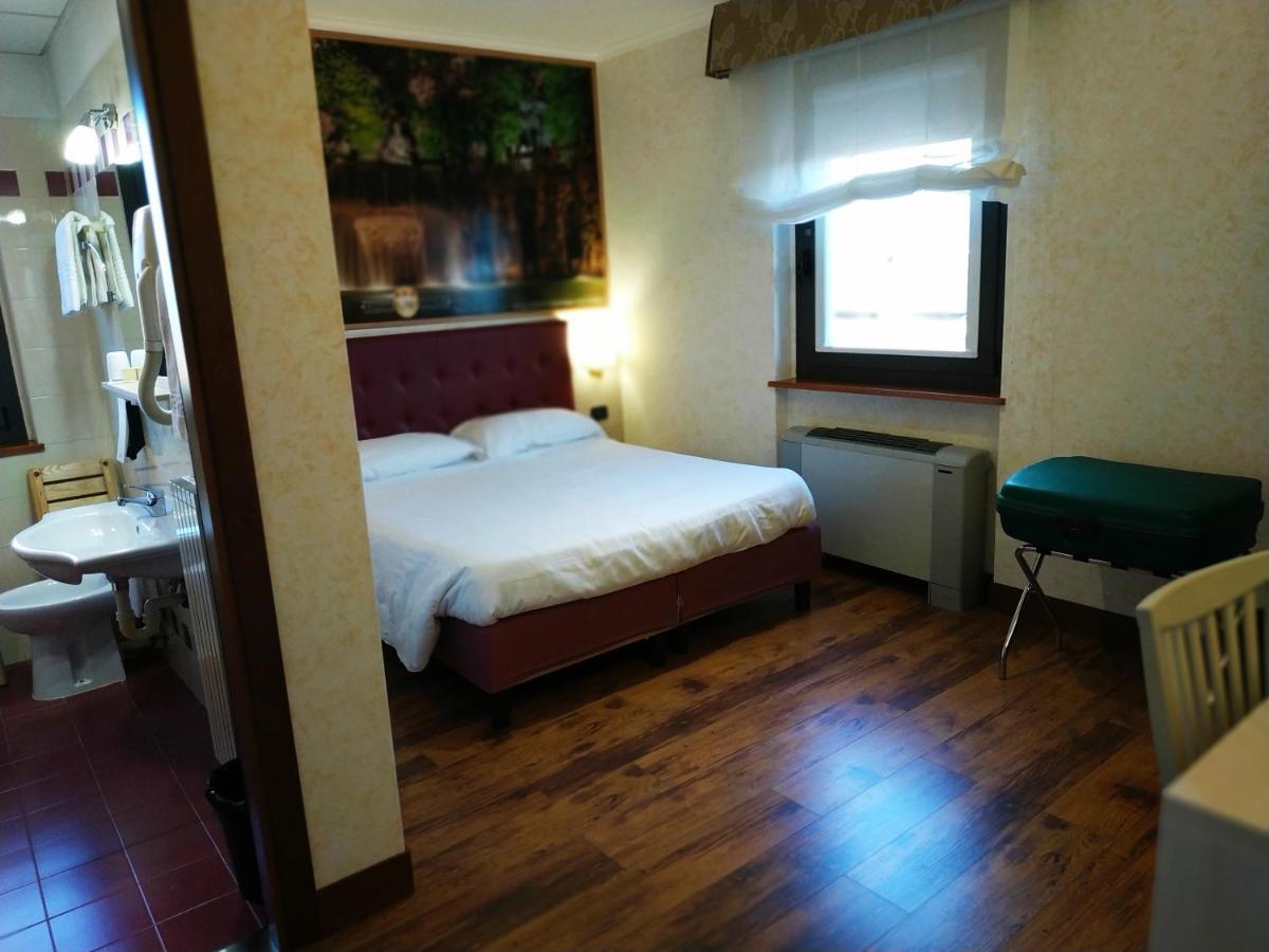 טיבולי טרמה Hotel Aurora Wellness & Spa מראה חיצוני תמונה