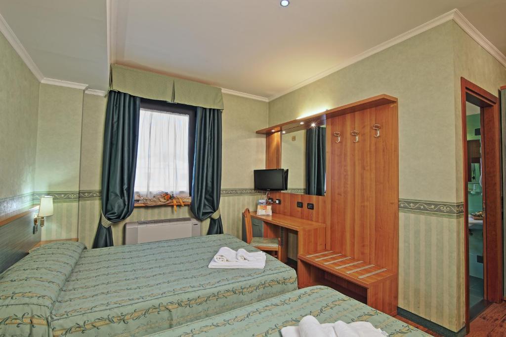 טיבולי טרמה Hotel Aurora Wellness & Spa חדר תמונה