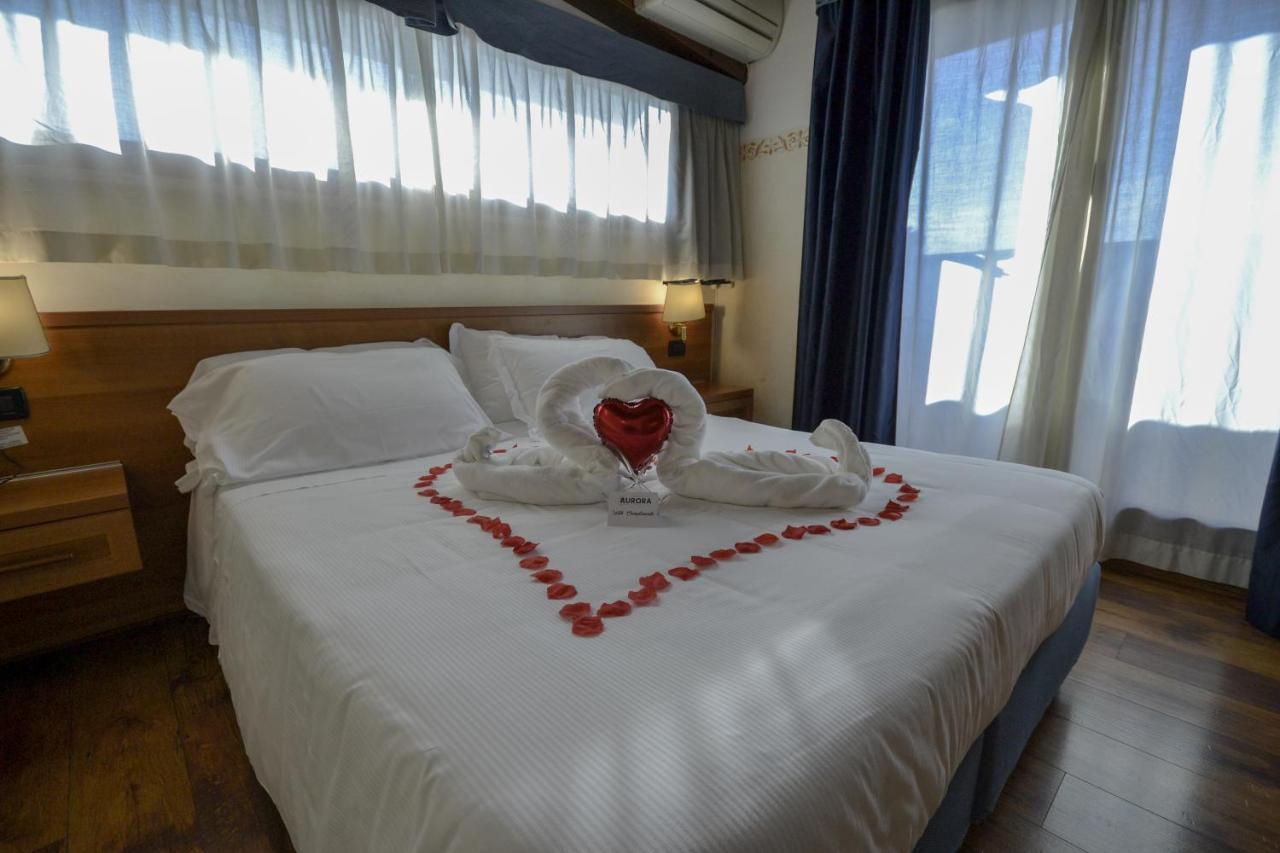 טיבולי טרמה Hotel Aurora Wellness & Spa מראה חיצוני תמונה